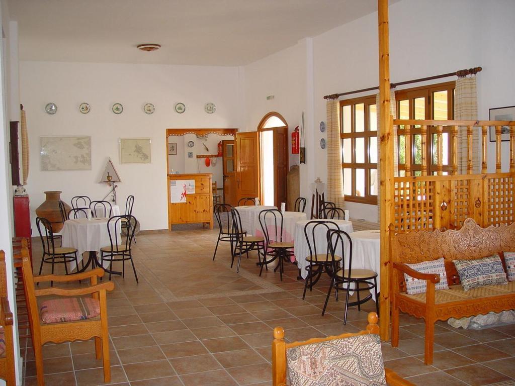 Hotel Angela Skyros Exterior foto